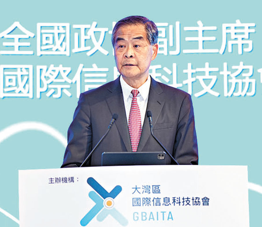 ●梁振英表示,成立聯盟是香港攜手內地面向世界邁出的關鍵一步。 香港文匯報記者黃艾力 攝
