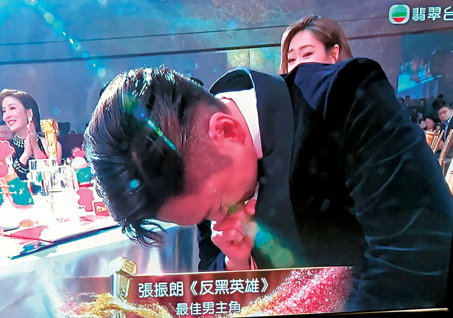 ●張振朗獲悉得獎後爆喊。