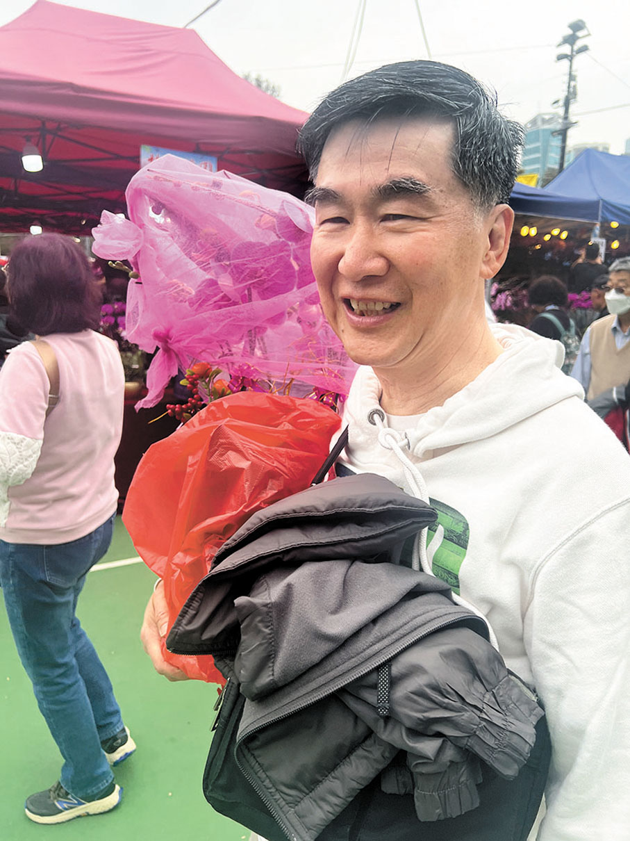 ●郭先生認為很多攤檔缺乏吸引力。香港文匯報記者廣濟 攝
