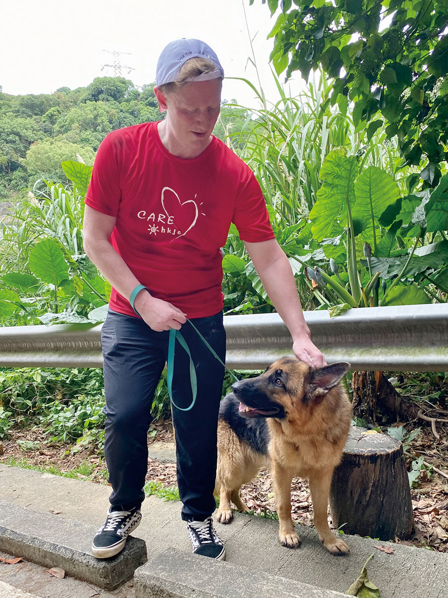 ●動物關愛是馬會義工隊服務範圍之一。