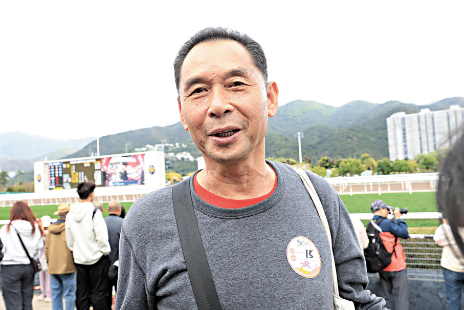 ●旅客吳先生 香港文匯報記者張茗 攝