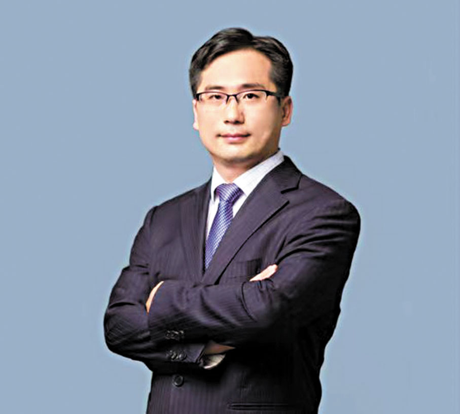 ●前海開源首席經濟學家楊德龍堅稱,A股今年將延續本輪牛市行情。 受訪者供圖