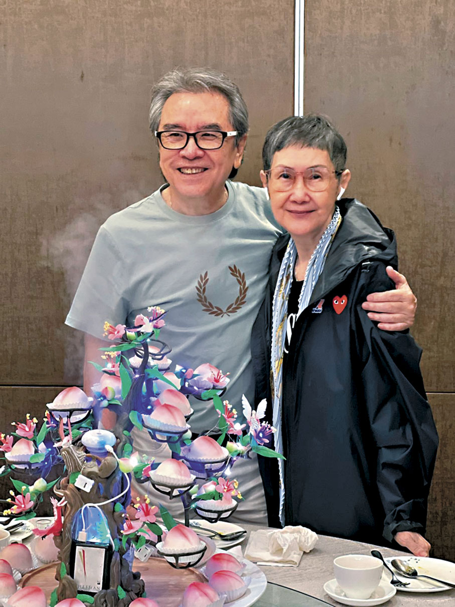 ●預祝大家情人節快樂,甜甜蜜蜜。 作者供圖