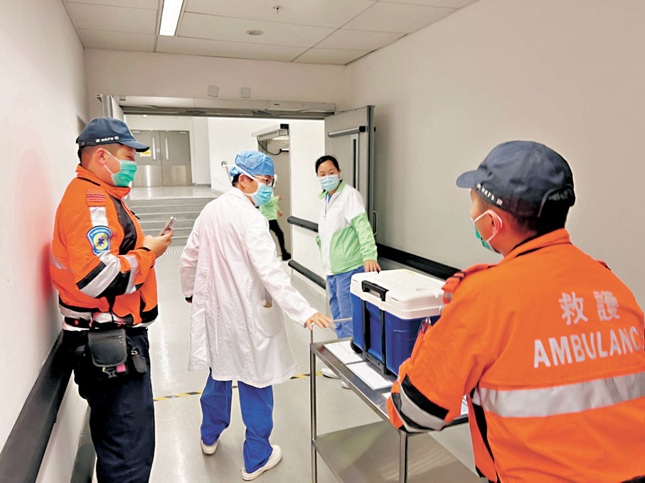 入院　香港兒童醫院供圖