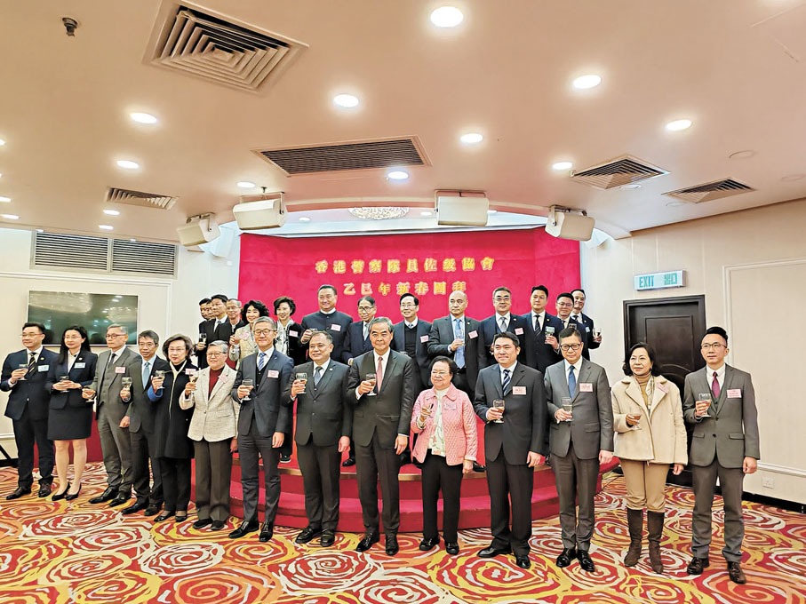 ●香港警察隊員佐級協會昨日舉行新春團拜。 大公文匯全媒體記者王俊傑 攝