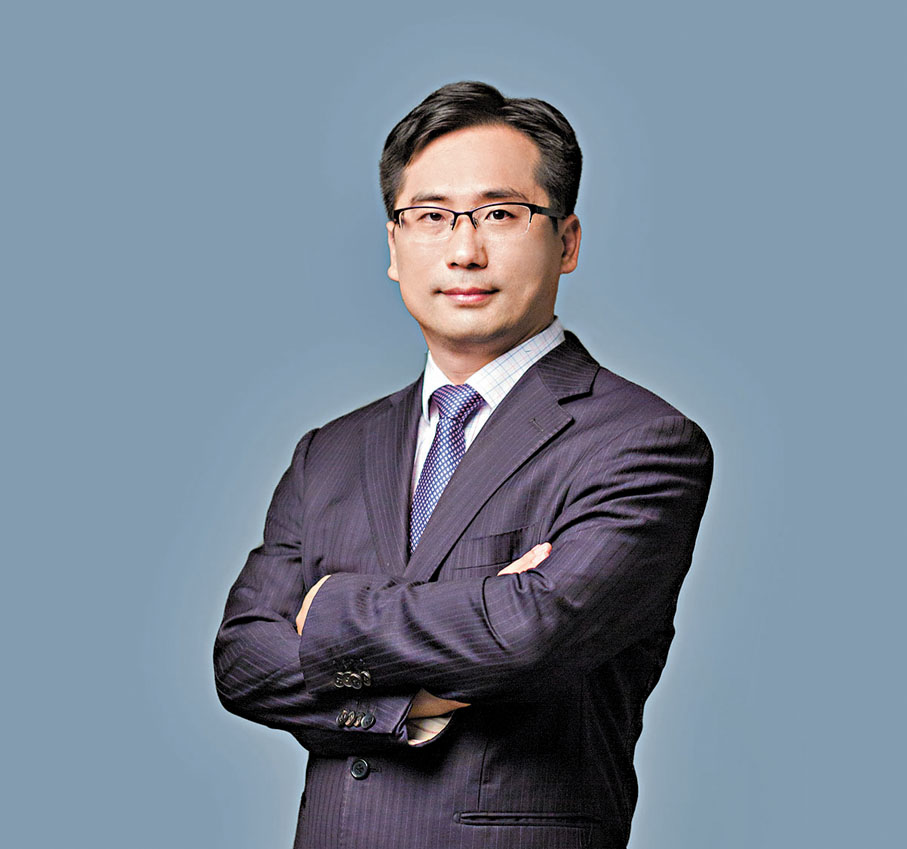 前海開源基金首席經濟學家 楊德龍:希望政府給出口企業提供一些政策支持和優惠,包括信貸、稅收等多方面給予支持。