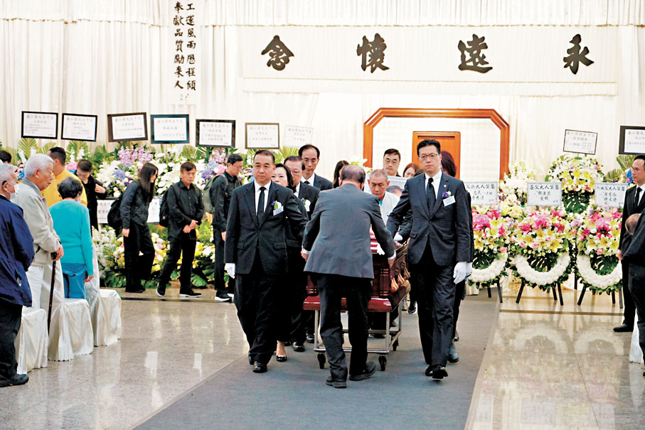 ●潘江偉出殯儀式昨日在紅磡世界殯儀館舉行。工聯會供圖