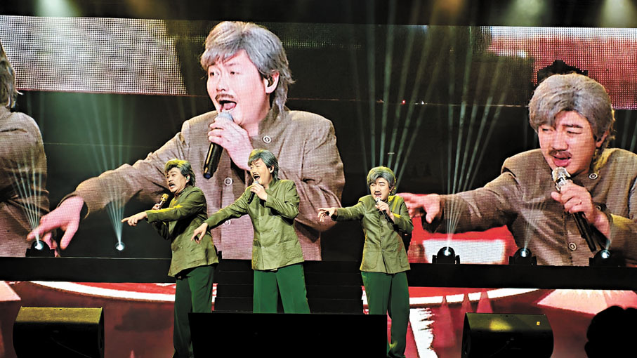 ●（左起）阮兆祥、李思捷及王祖藍搞笑模仿林子祥。