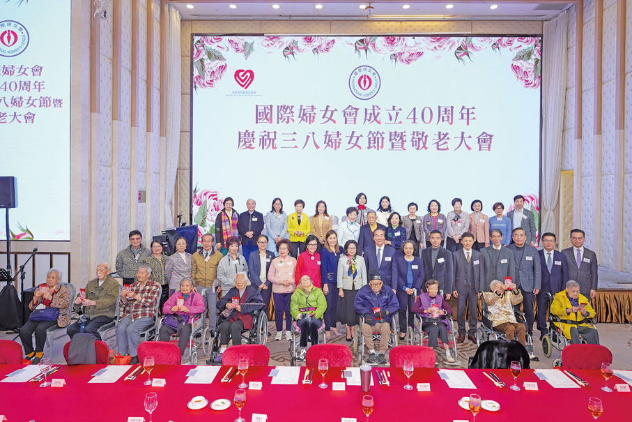 ●賓主大合照。