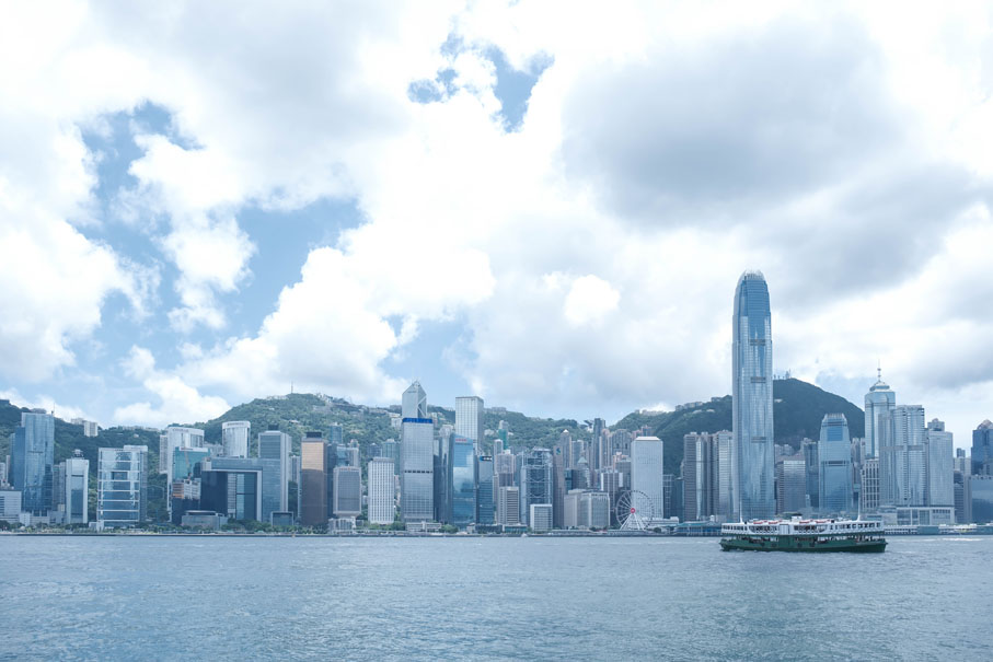 ●被視為香港發展參照對象的新加坡主動調整經濟結構,增強應對挑戰的抗逆力,令庫房更殷實。香港亦已圍繞強化經濟新動能推出一系列政策措施。 資料圖片