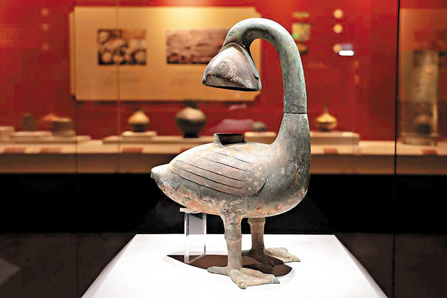 ●雁魚青銅釭燈。主辦方供圖