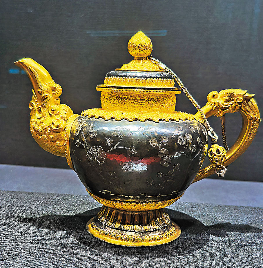 ●清  包金銀奶茶壺