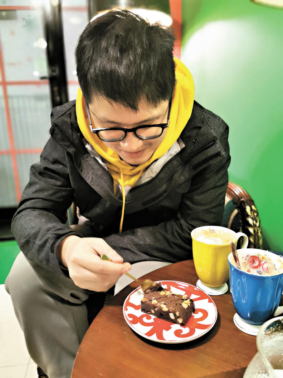 ●姚澄推介海派咖啡屋。