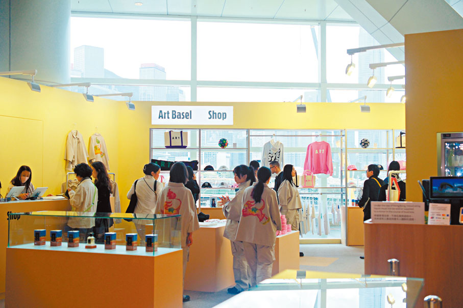 ●香港巴塞爾藝術商店。   小凡  攝