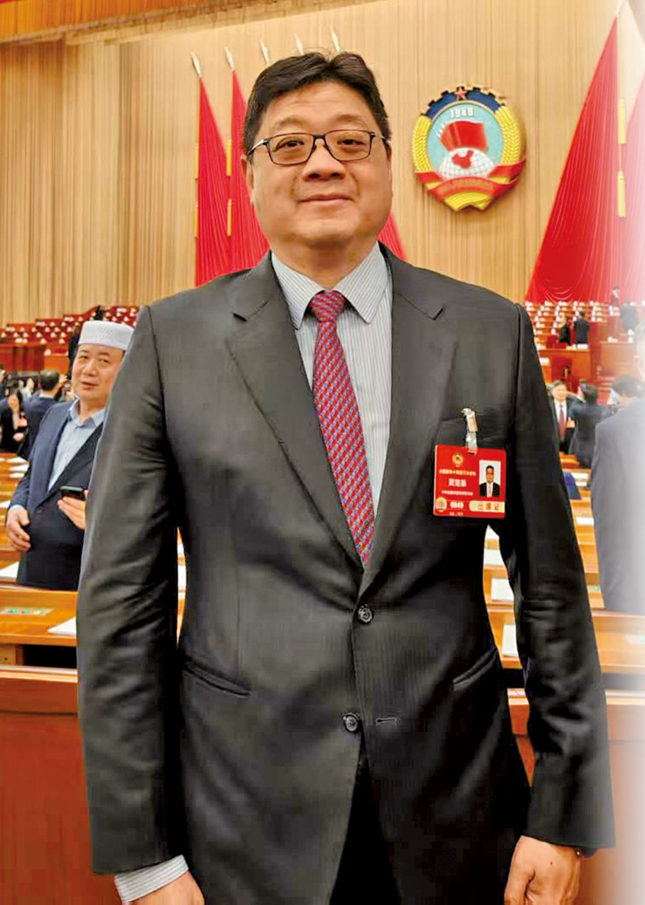 ●全國政協委員、香港僑界社團聯會會長黃楚基