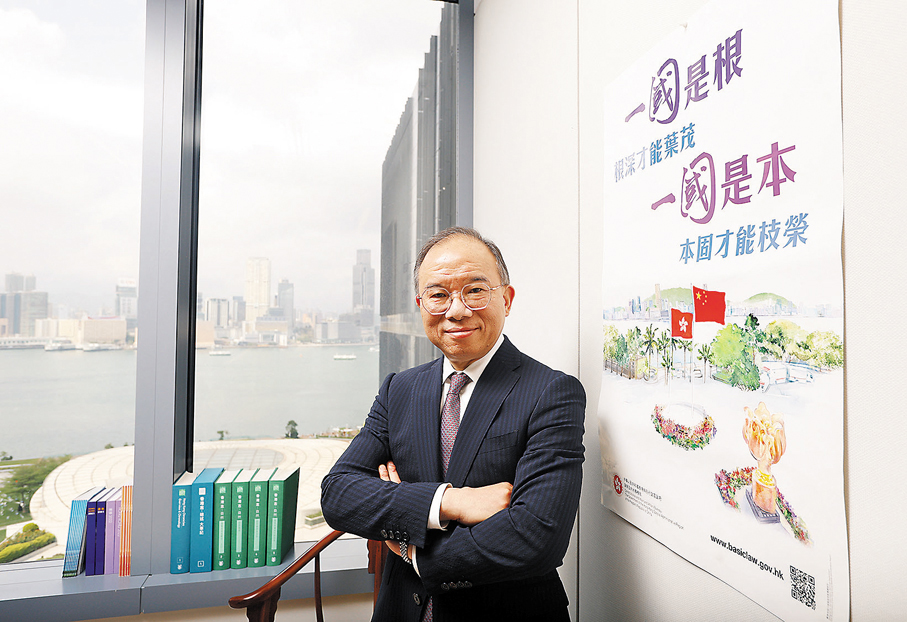 ●曾國衞表示,局方將協調統籌各部門,做好國安教育宣傳工作。 香港文匯報記者曾興偉 攝