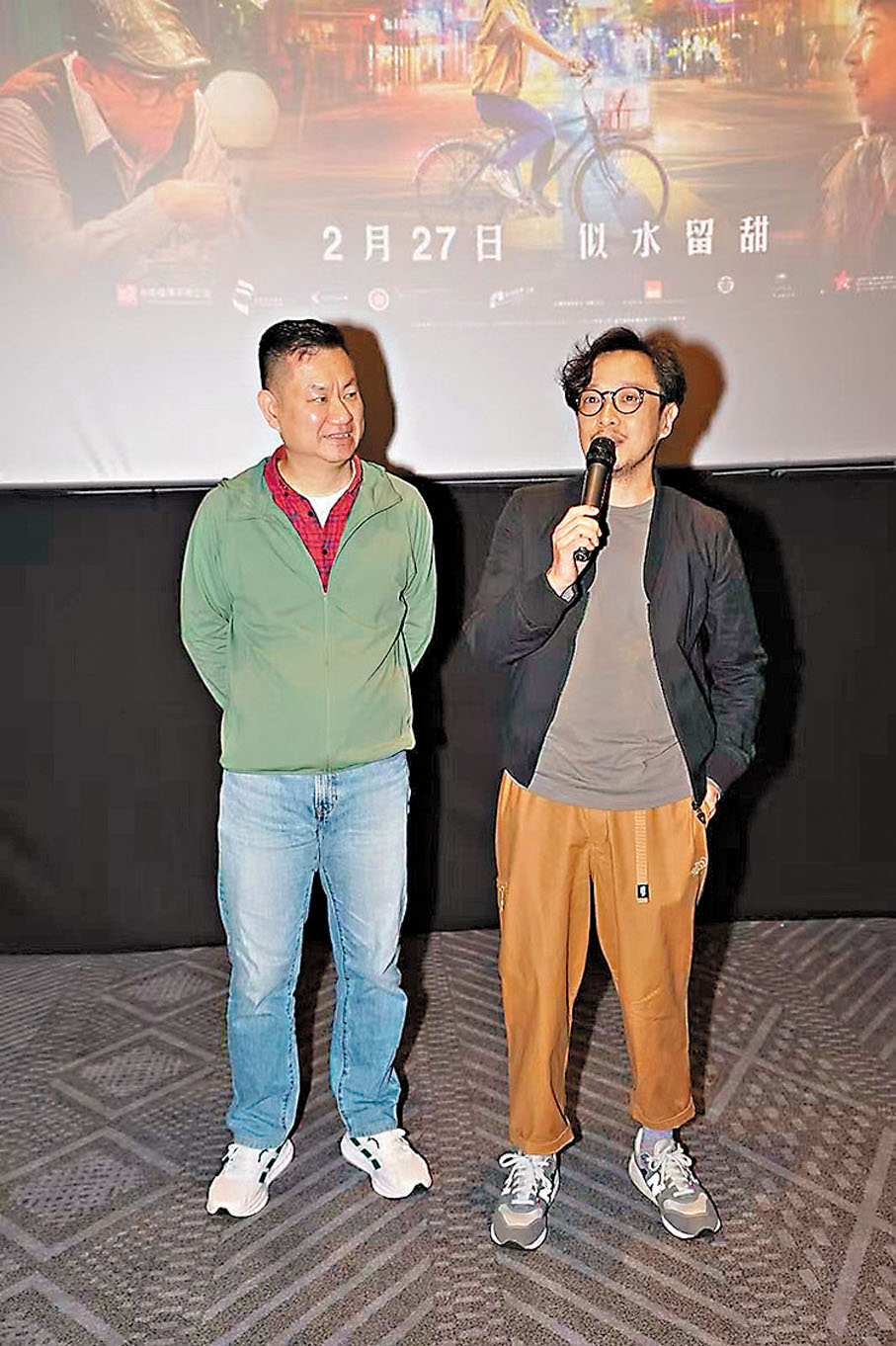 ●導演鄒穎(右)分享拍攝點滴。