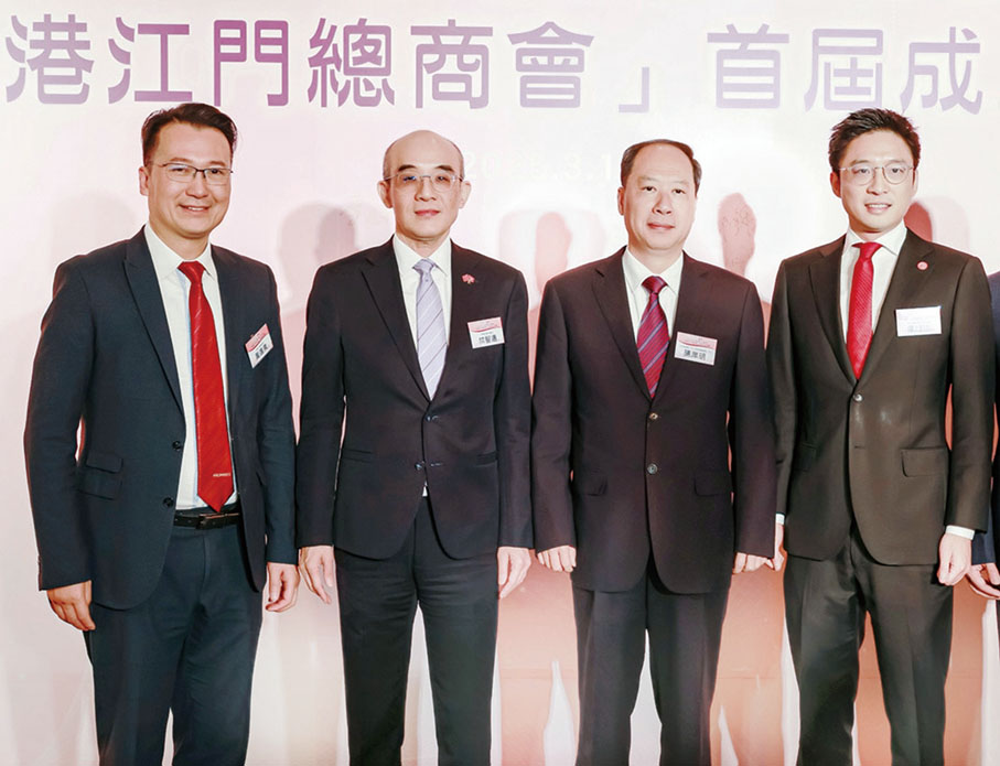 ●左起:黄達東、林智遠、陳岸明、霍啟山。