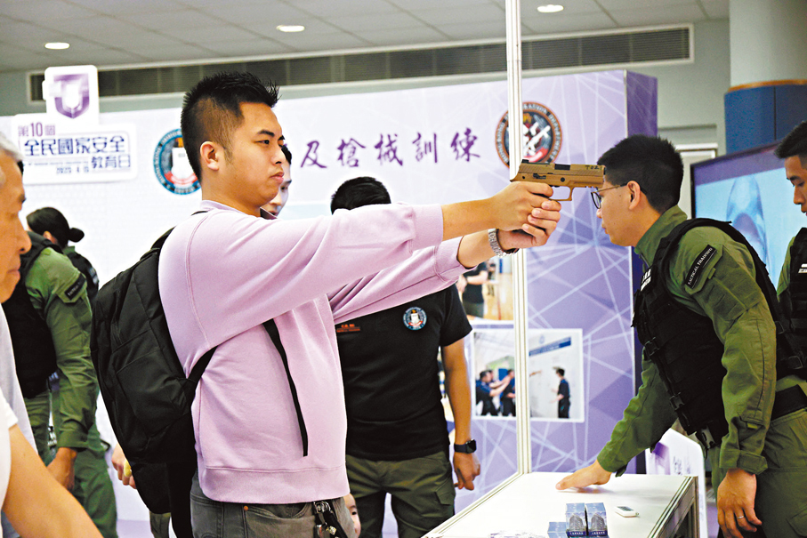 ●呂先生有意投考紀律部隊。 香港文匯報記者萬霜靈  攝