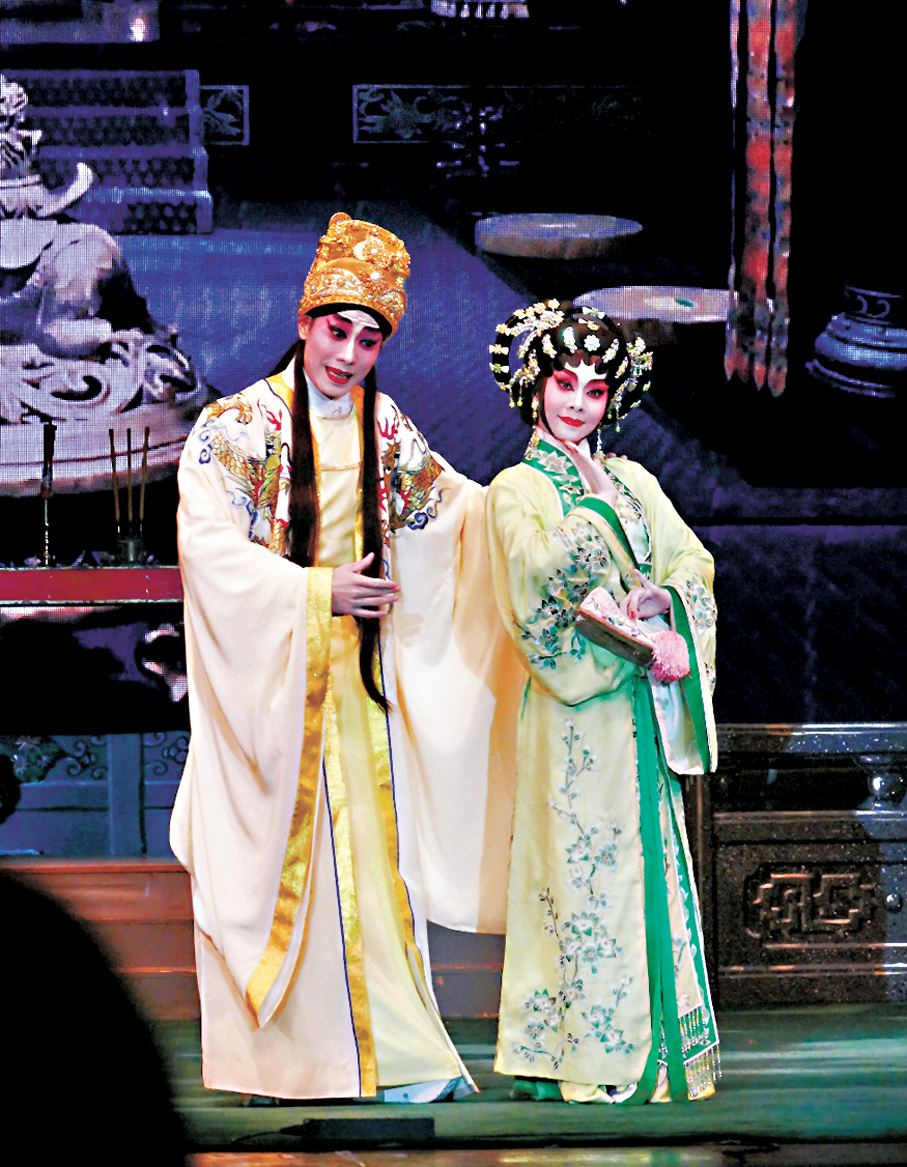 ●王志良和林穎施合演《李後主》及《帝女花》。