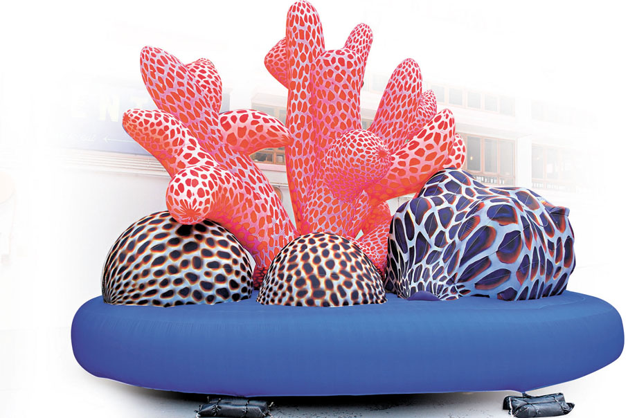 ●《珊瑚走上岸》巨型裝置