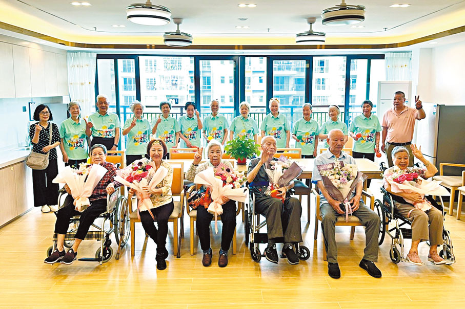 ●首批6位香港社署派位長者入住佛山桃苑福利中心。香港文匯報記者李紫妍 攝