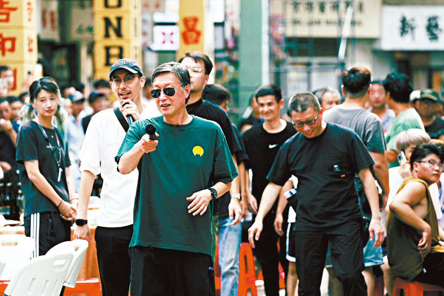 ●劉偉強在內地影城搭建一比一的昔日灣仔街道。