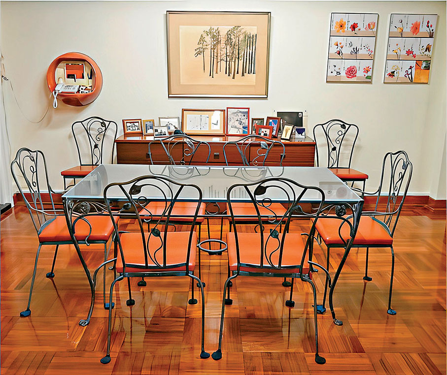 ●宋家客廳的餐桌及餐椅也在捐贈物品之列。  網上圖片