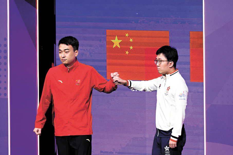 ●國家隊和港隊在同一個地方訓練了一段日子,關係像家人一樣。 資料圖片