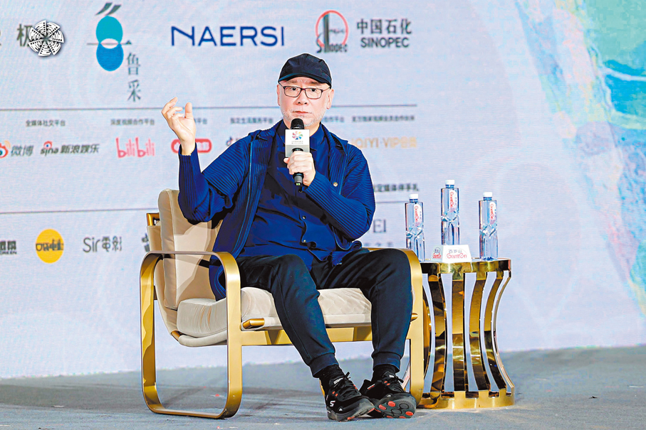 ●鮑德熹解析經典鏡頭背後的光影奧秘。 主辦方供圖