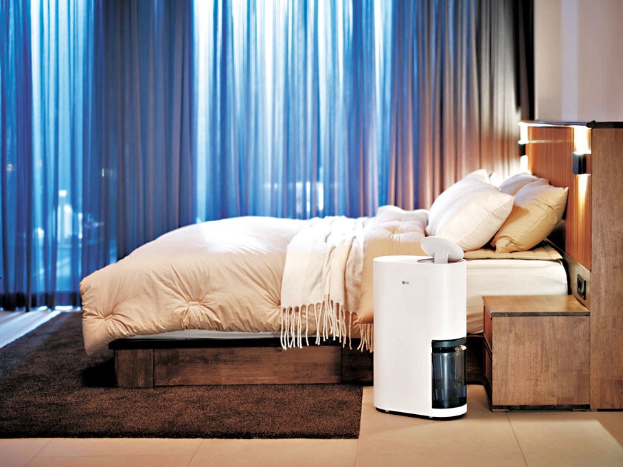 ●PuriCare雙迴轉變頻抽濕機加入了AI智能控制，有效抽濕的同時還可節能。