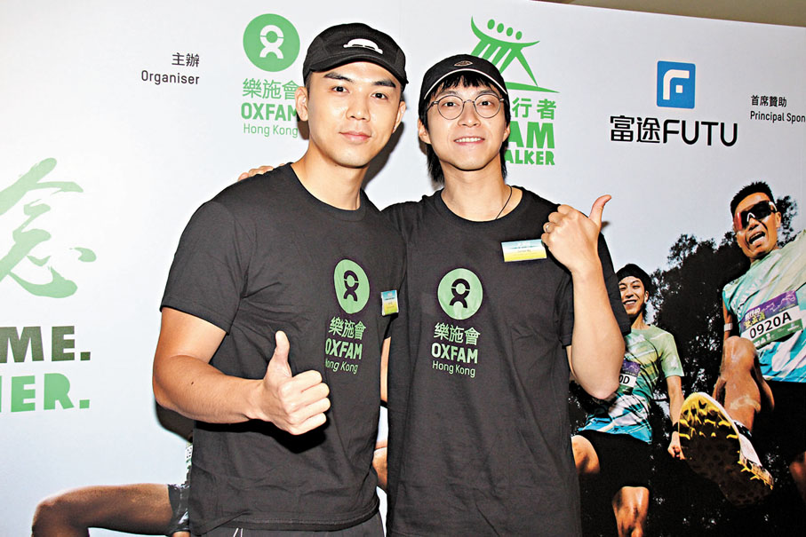 ●吳業坤（右）笑稱希望自己不再拖伍富橋後腿。  達里 攝