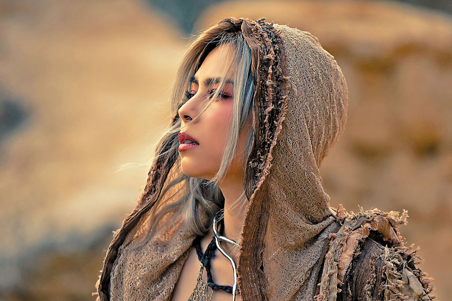 ●李幸倪演繹新歌《白夜行》難度大。