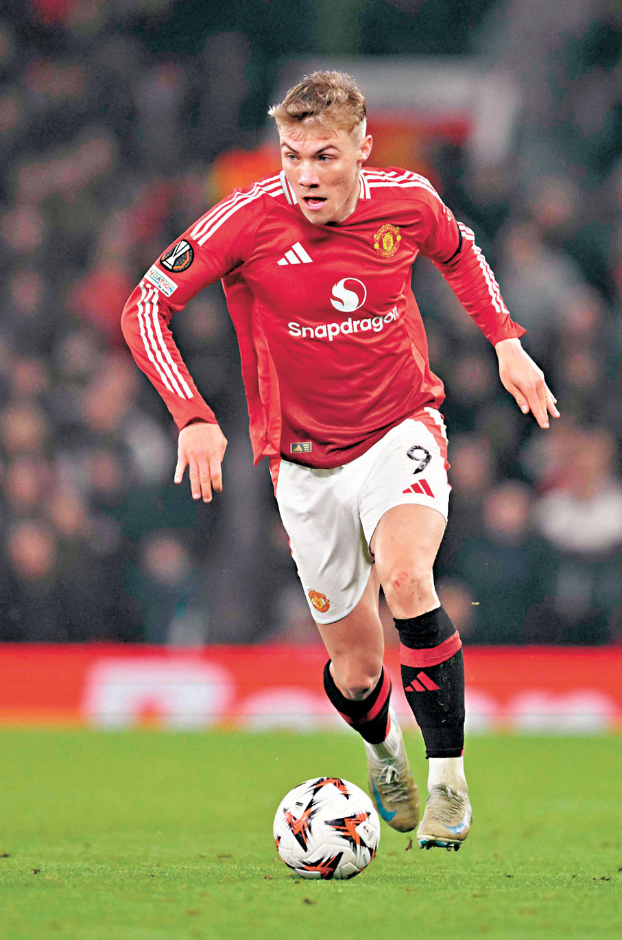 ●丹麥前鋒海倫剛破一個多月的入球荒，成為曼聯的及時雨。 資料圖片