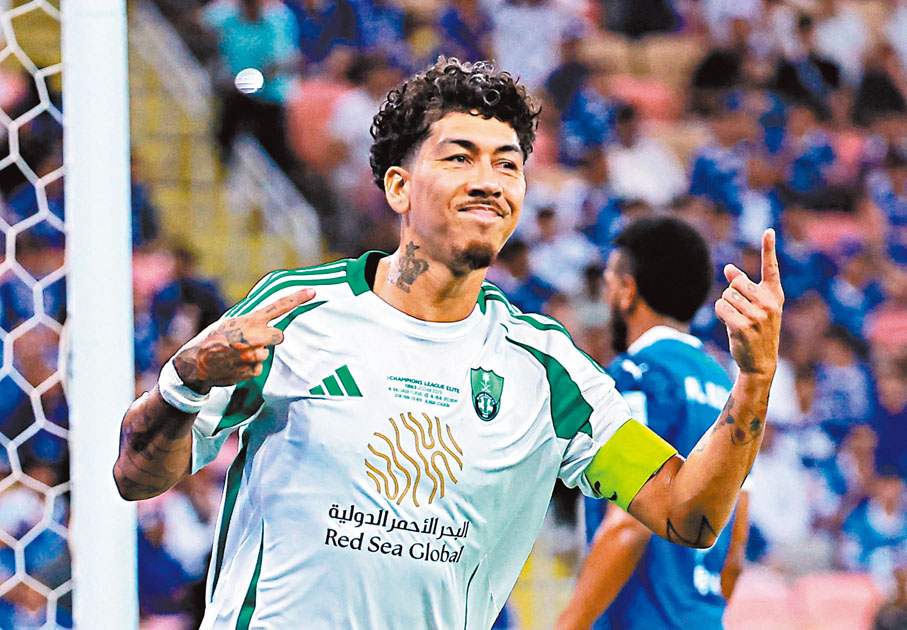 ●法明奴慶祝入球。路透社