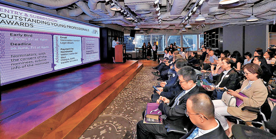 ●「第六屆香港公共關係獎2025」集合多位商界、公關及傳媒的業界翹楚擔任評審。