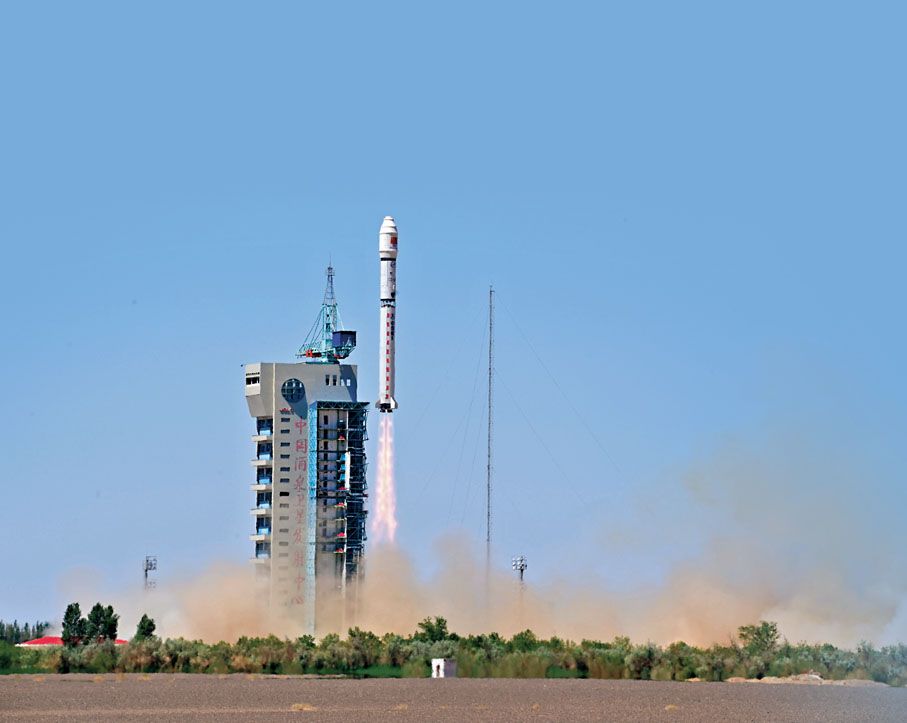 ●5月14日12時12分,我國在酒泉衛星發射中心使用長征二號丁運載火箭,成功將太空計算衛星星座發射升空,衛星順利進入預定軌道,發射任務獲得圓滿成功。 新華社