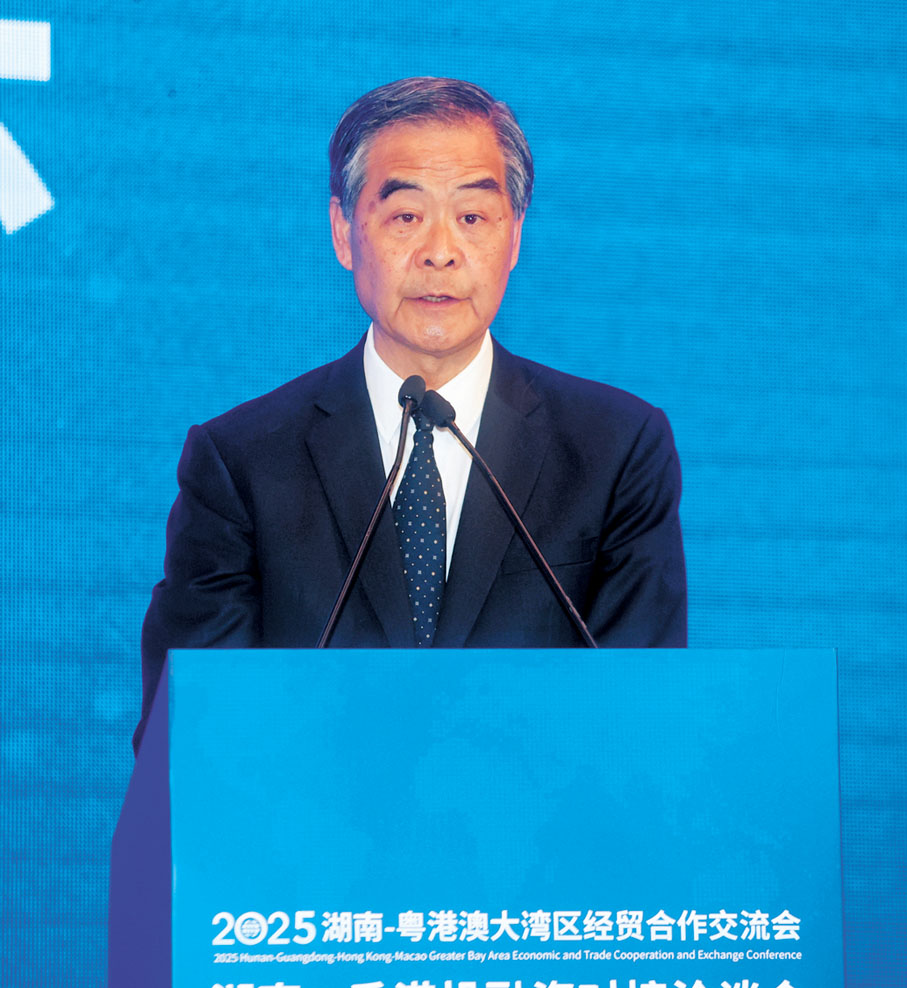 ●全國政協副主席梁振英
