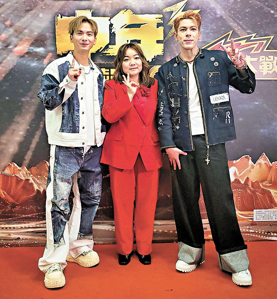 ●黃博想向師兄周吉佩（左）和古淖文學習。  梁靜儀 攝