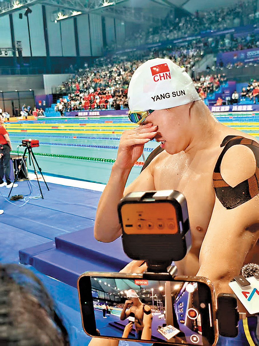 ●孫楊賽後感觸落淚。 香港文匯報記者胡永愛 攝