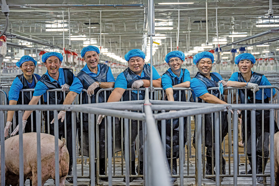 ●家育種業集團自2011年由毛區健麗在內蒙古自治區創立以來，始終秉持「強國必強種，強種必強農」的發展理念。