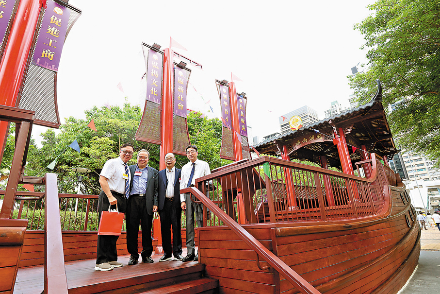 ●紅頭船風雨亭歷經4年建造後完工。香港文匯報記者萬霜靈  攝