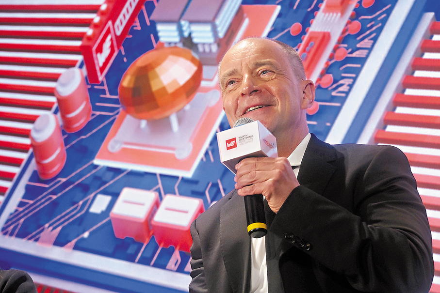 ●伍爾特電子集團首席技術總監 Alexander Gerfer