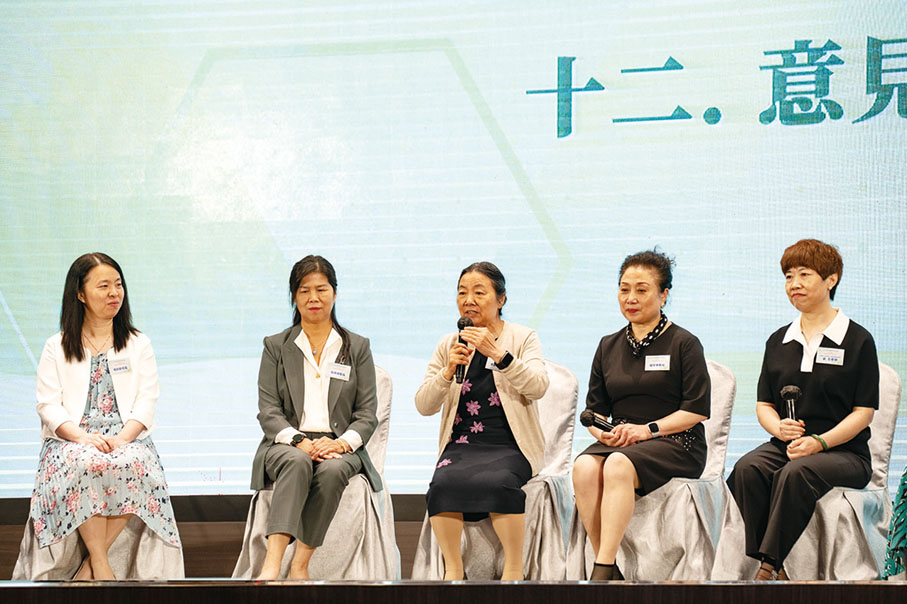 ●基督教香港崇真安仁幼兒學校、佛教金麗幼稚園、基督教安得兒幼稚園的代表分享「安吉遊戲」在香港的實踐。