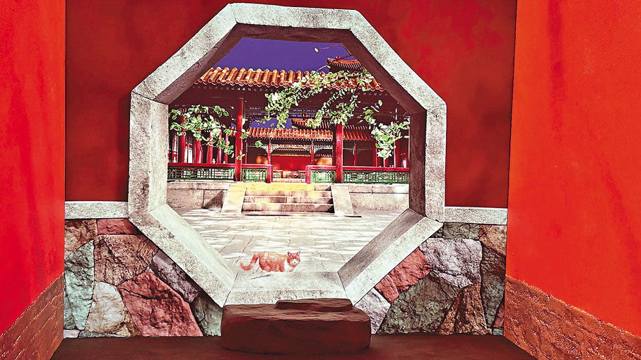 ●不同動物依次出現在展廳內。  