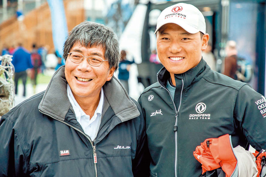 ●陳錦浩（右）與龐輝。