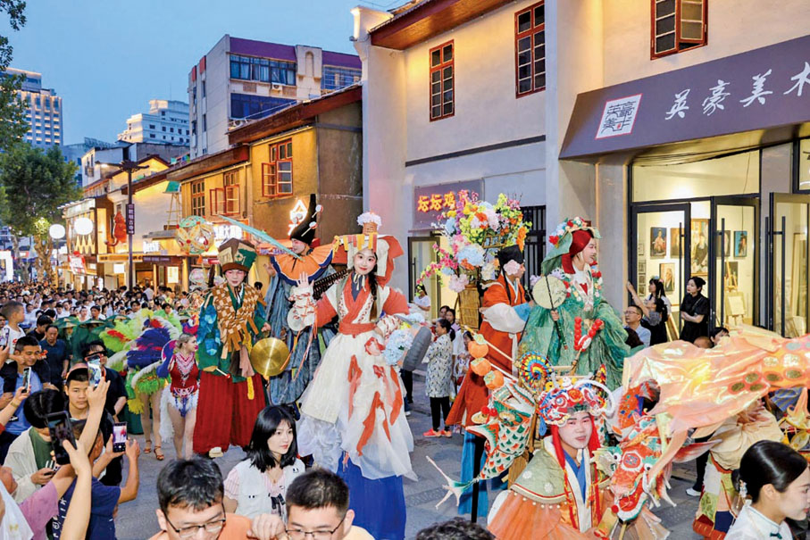 ●洞庭南路歷史文化街區人氣火爆。