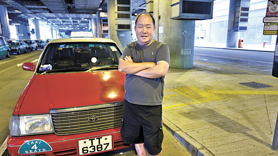 ●的士司機程先生。香港文匯報記者黃艾力  攝