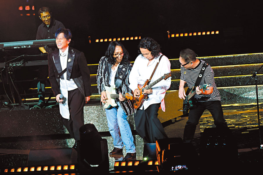 ●今年成軍四十周年的太極樂隊獲頒「金針獎」。