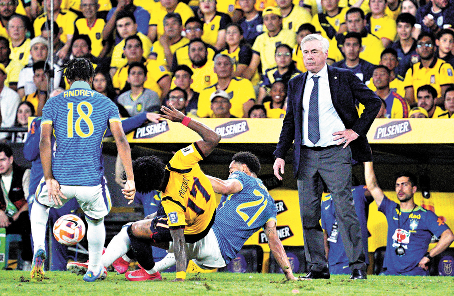 ●安察洛堤（右）首度領軍戰果令人失望。  路透社